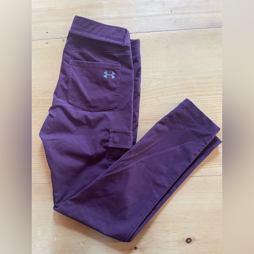 Under Amour skinny leg cargo work wear pant